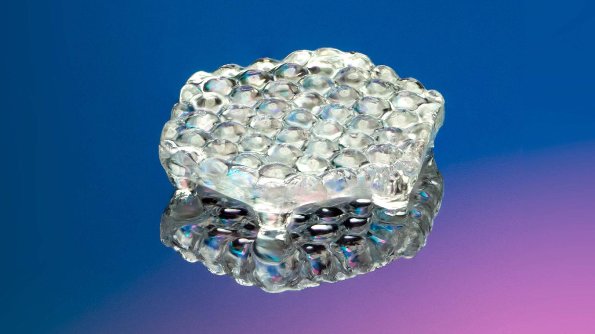 3D-printed, hexagonal microlens array