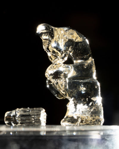 3D-printed miniature of Rodin’s “The Thinker” statue